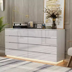 Commode moderne Famapy à 8 tiroirs avec éclairage de base LED, finition brillante et polyvalence multi-pièces, Meuble de rangement, Organisateur élégant pour la maison