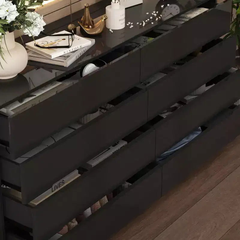 Commode moderne Famapy à 8 tiroirs avec éclairage de base LED, finition brillante et polyvalence multi-pièces, Meuble de rangement, Organisateur élégant pour la maison
