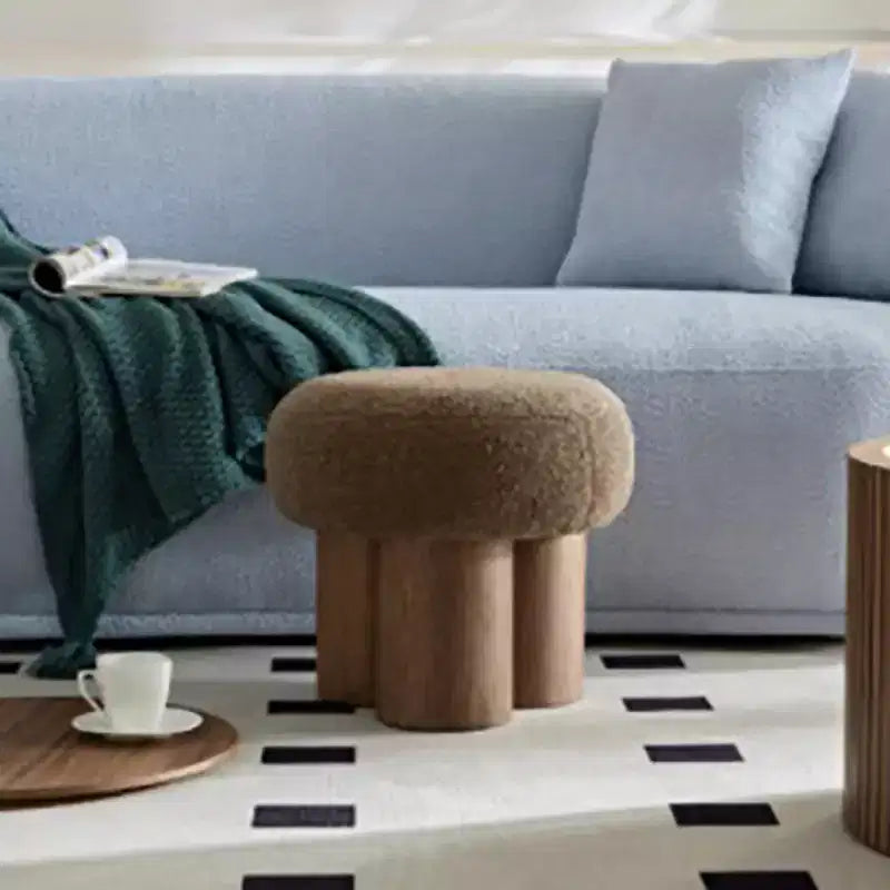 Pouffe ottoman plissé champignon, revêtement en laine d'agneau, base en placage de noyer, banc de chambre marron