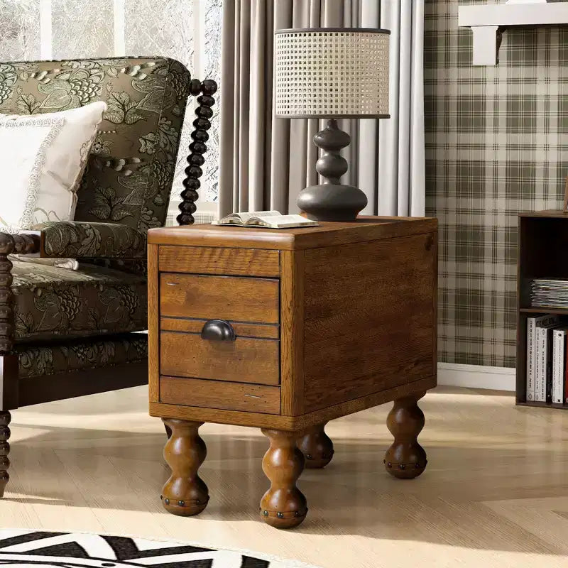 Table d'appoint rectangulaire vintage Okak avec tiroir, table d'appoint avec pieds et surface en bois, table d'appoint étroite pour petits espaces, salon