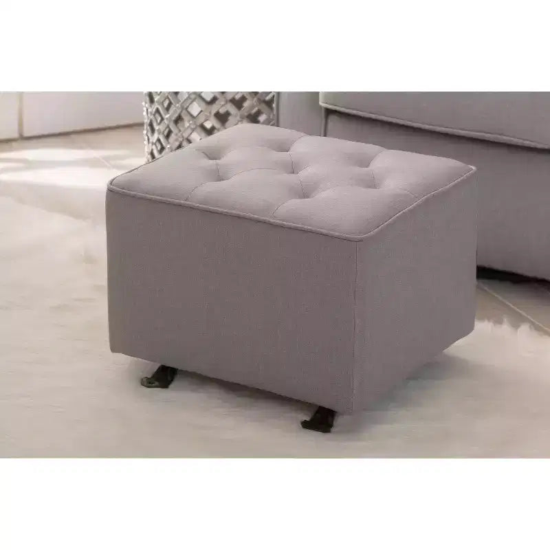 Delta Children Emma Pouf ottoman à losanges touffetés, Gris français