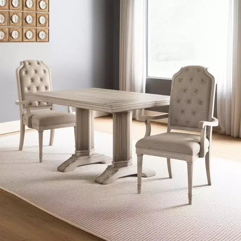 HomeRoots – Ensemble de deux chaises de salle à manger avec accoudoirs, en tissu touffeté blanc antique et couleur champagne, et bois massif
