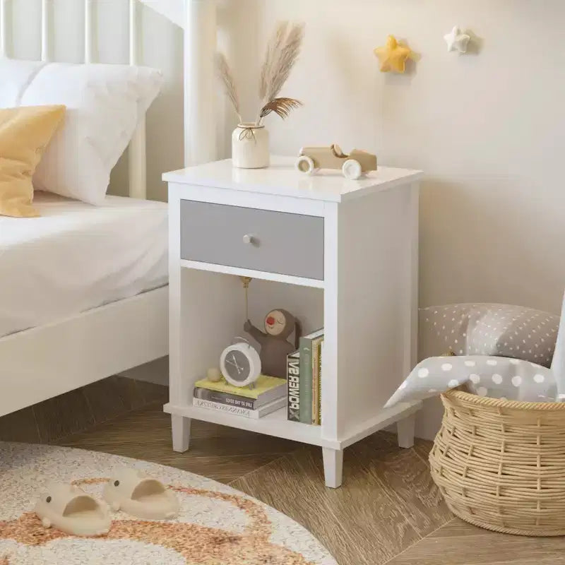 Table de chevet en bois Whisen 68 cm H avec un tiroir et une étagère pour enfants et adultes