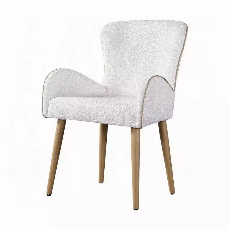 Lot de 2 chaises Royal Hampton, en bouclé blanc, rembourrage doux, pieds en bois marron