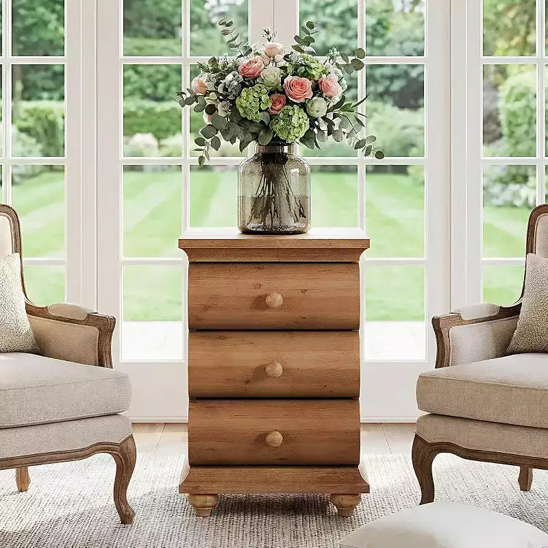 Table d'appoint Lantine en bois massif, table d'appoint étroite avec 3 tiroirs et dos fini pour salon, petits espaces, marron