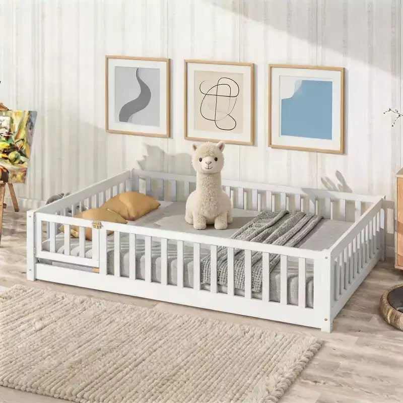 Lit Sailvan complet avec clôture et porte, lit plateforme pour enfants en bois massif