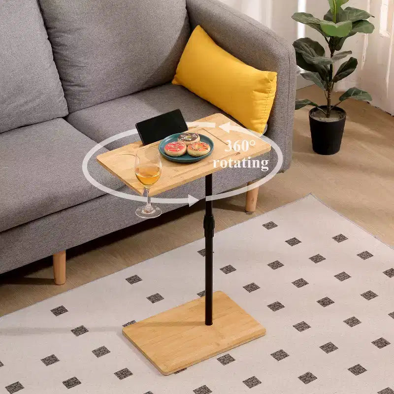 Table d'appoint en bambou en forme de C réglable en hauteur, table de canapé rectangulaire à 2 niveaux avec fente pour téléphone et porte-verre à vin