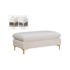 Pouf en velours Naomi de Meridian Furniture