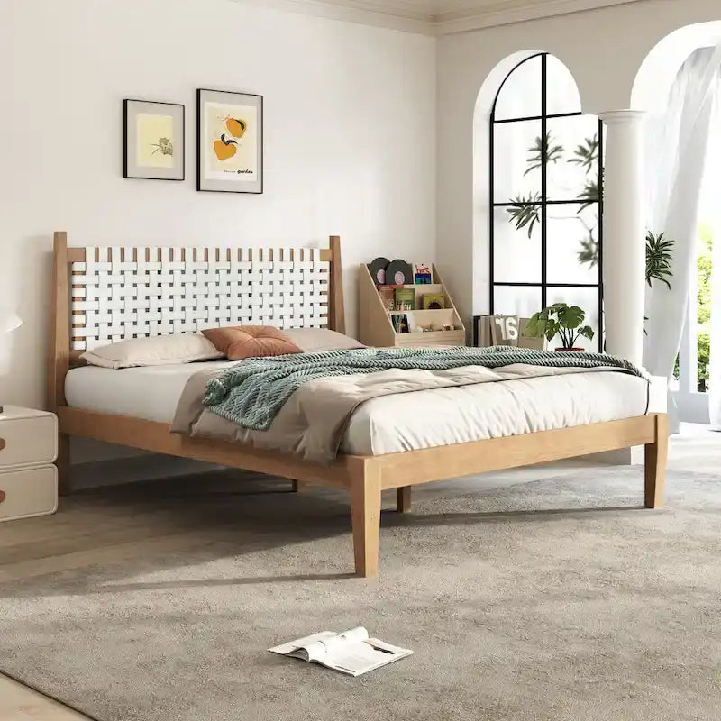 Lit plateforme Queen – Tête de lit en cuir tressé et cadre en bois massif