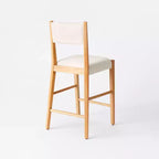 Lot de 2 tabourets de bar rembourrés Yalecrest avec dossier et cadre en bois, hauteur comptoir, crème/naturel - Threshold™ conçu avec Studio McGee