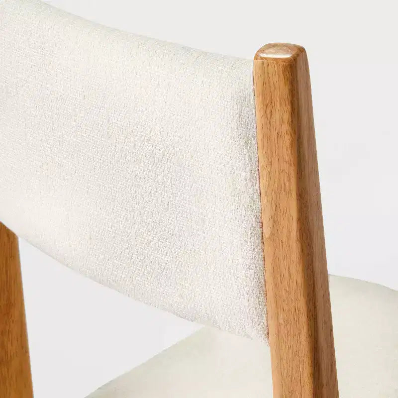 Lot de 2 tabourets de bar rembourrés Yalecrest avec dossier et cadre en bois, hauteur comptoir, crème/naturel - Threshold™ conçu avec Studio McGee