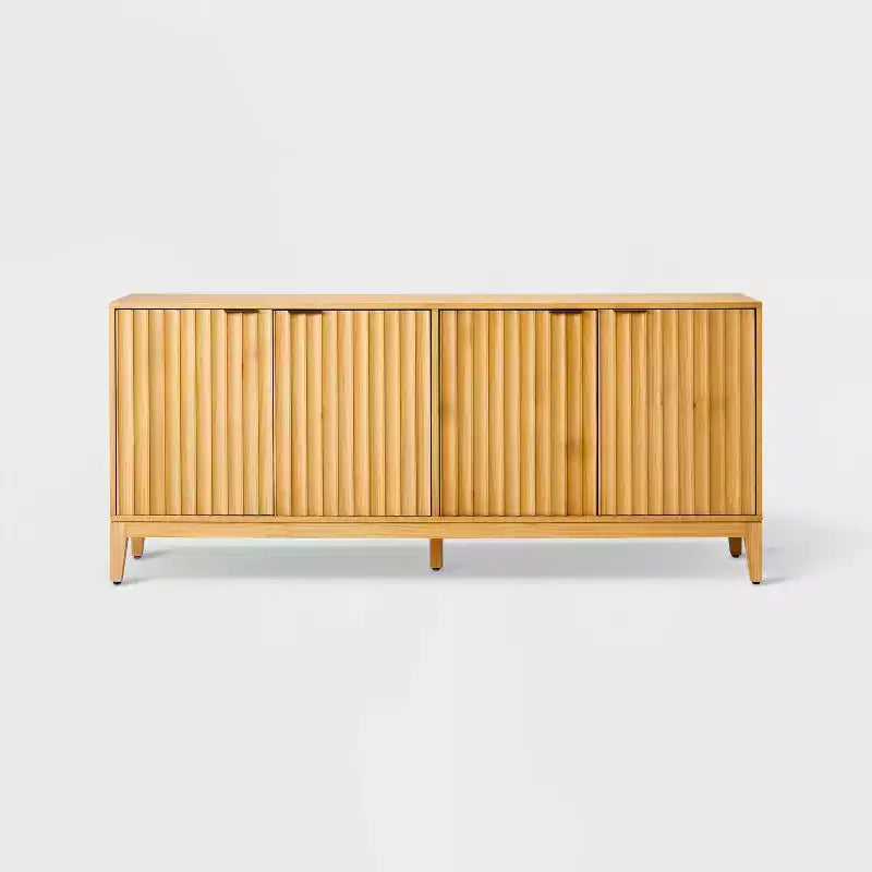 Meuble TV festonné en bois Thousand Oak pour téléviseurs jusqu'à 70 po, brun - Threshold™ conçu avec Studio McGee
