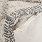 Pouf Tasneem carré d'inspiration marocaine gris naturel – WyndenHall : Tissé à la main, Laine et coton, Aucun assemblage requis
