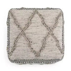 Pouf Tasneem carré d'inspiration marocaine gris naturel – WyndenHall : Tissé à la main, Laine et coton, Aucun assemblage requis