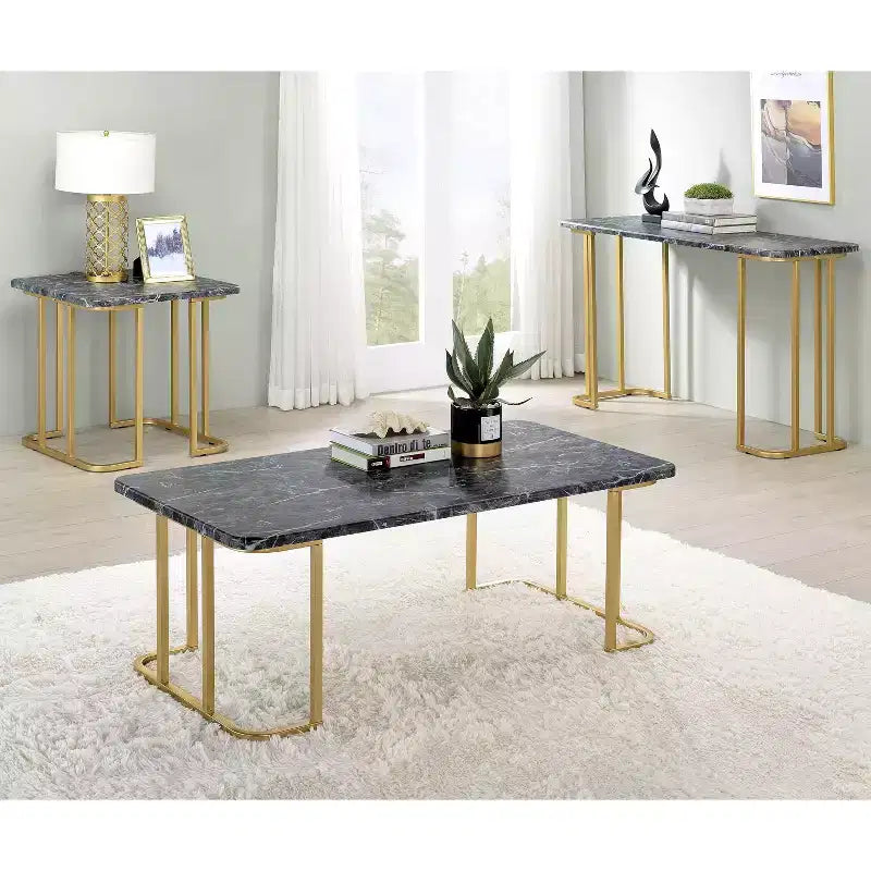 Table basse Trillick en simili-marbre doré/noir - miBasics : style moderne du milieu du siècle, cadre en acier, rectangulaire, capacité de 34 kg
