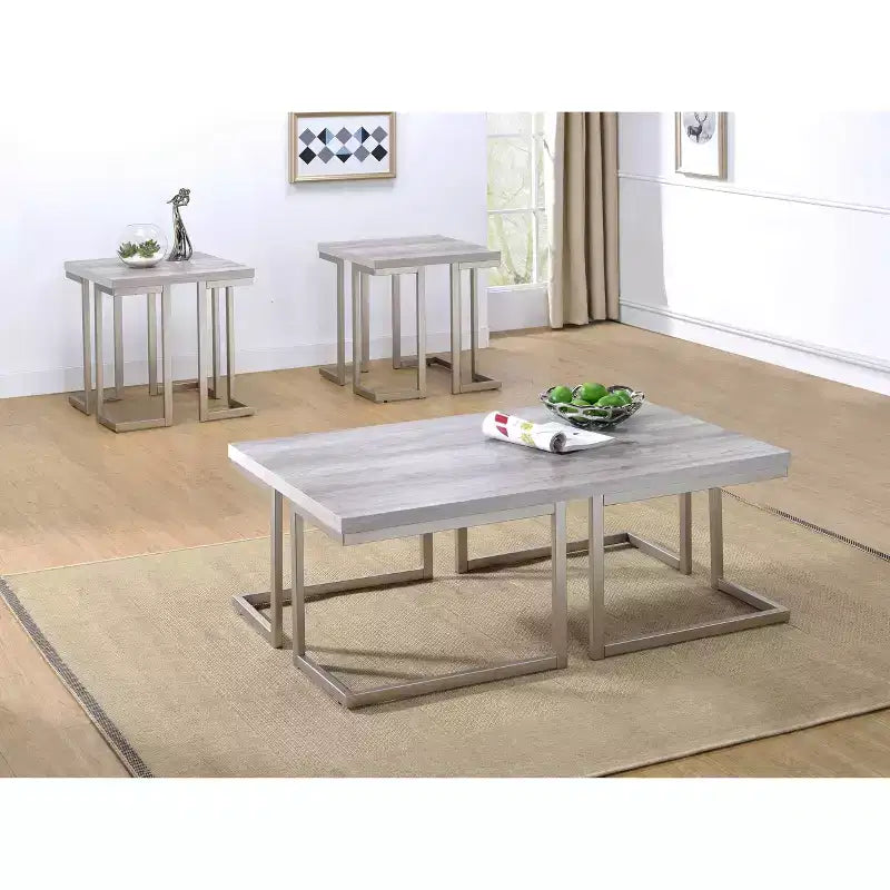 Table d'appoint David en gris driftwood/métal - Steve Silver Co. : Base en fer étain, forme carrée, assemblage sans outils