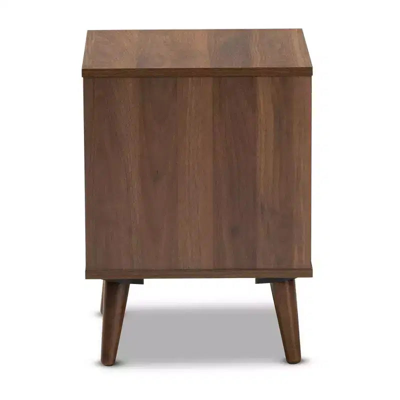 Table d'appoint Sami en noyer - Baxton Studio