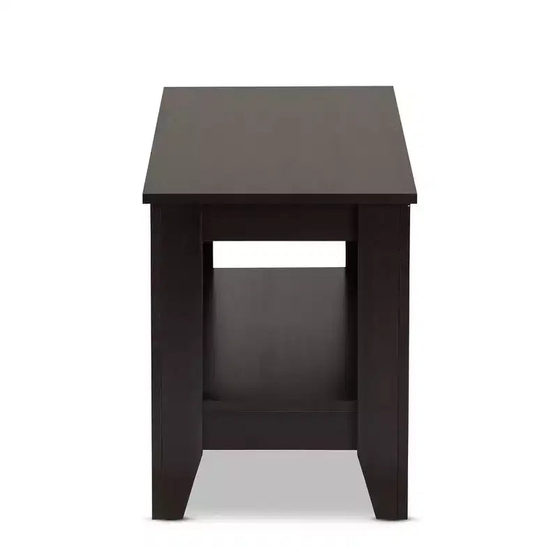 Table basse Elada en bois de wengé marron foncé - Baxton Studio : Étagère inférieure, pieds coniques élégants, design moderne