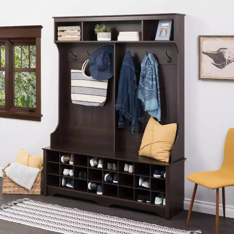 Meuble d'entrée Prepac de 60 po de large avec 24 casiers à chaussures