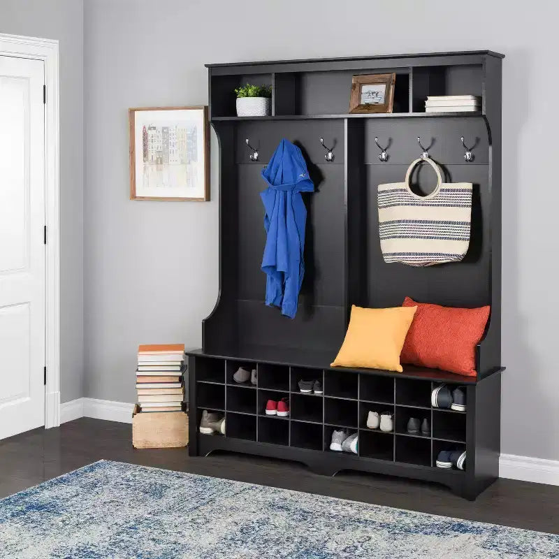 Meuble d'entrée Prepac de 60 po de large avec 24 casiers à chaussures