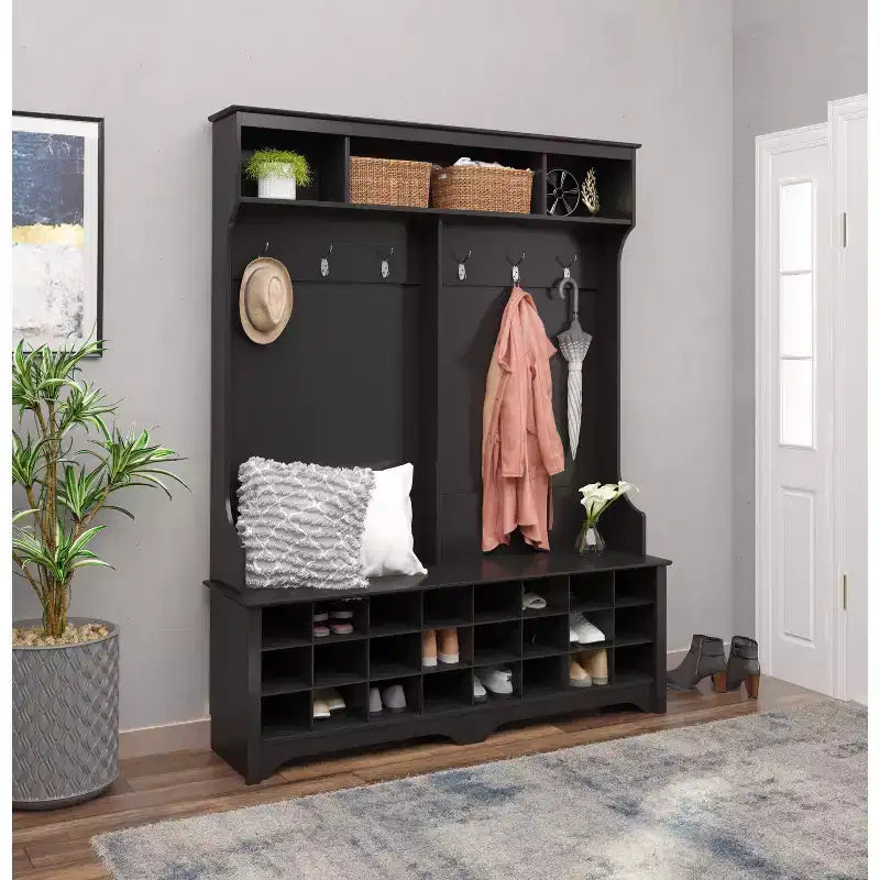 Meuble d'entrée Prepac de 60 po de large avec 24 casiers à chaussures