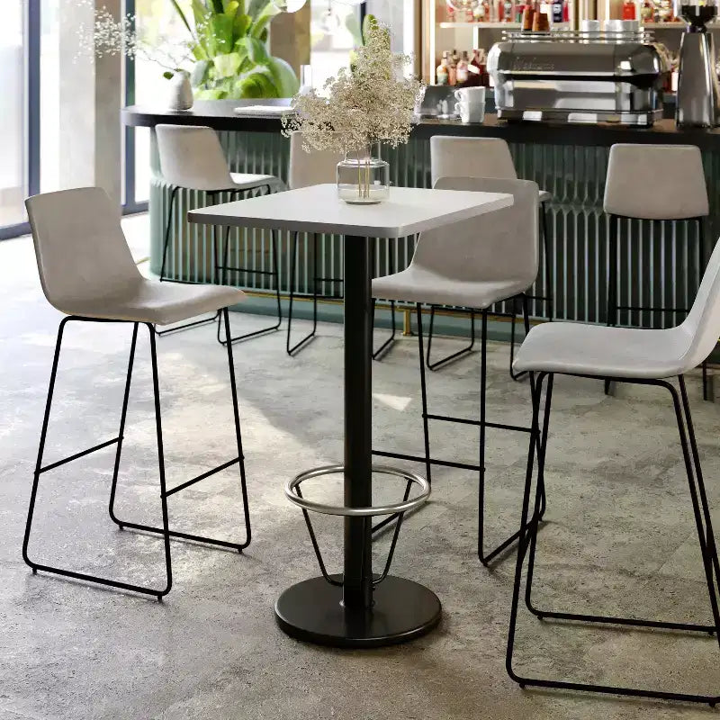 Plateau de table rectangulaire en stratifié 61 x 76 cm Flash Furniture avec pied de table rond de 46 cm de hauteur de bar et repose-pieds