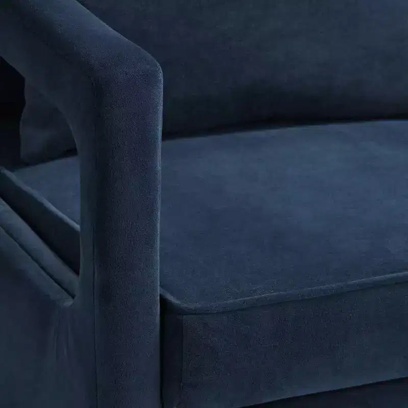 Fauteuil d'appoint capitonné en tissu bleu Tilman de Studio 55D