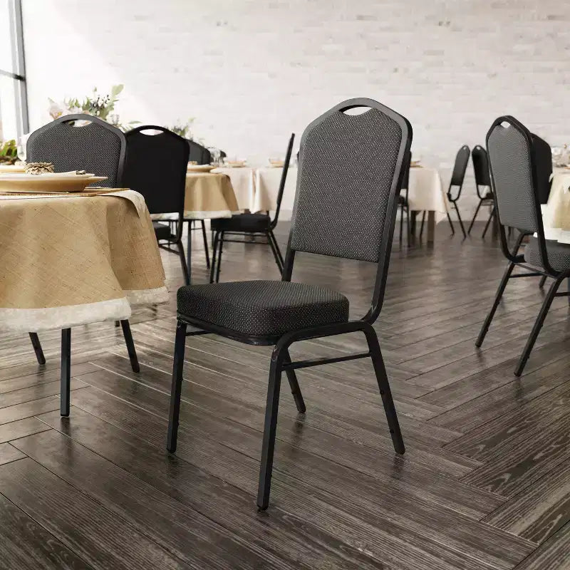 Chaise de banquet empilable à dossier couronné de la série HERCULES de Flash Furniture