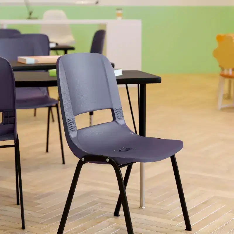 Chaise empilable ergonomique Emma et Oliver - Crèche et école à domicile (16 sièges)
