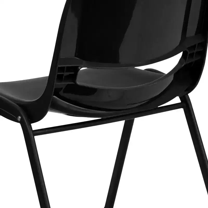 Chaise empilable ergonomique Emma et Oliver - Crèche et école à domicile (16 sièges)