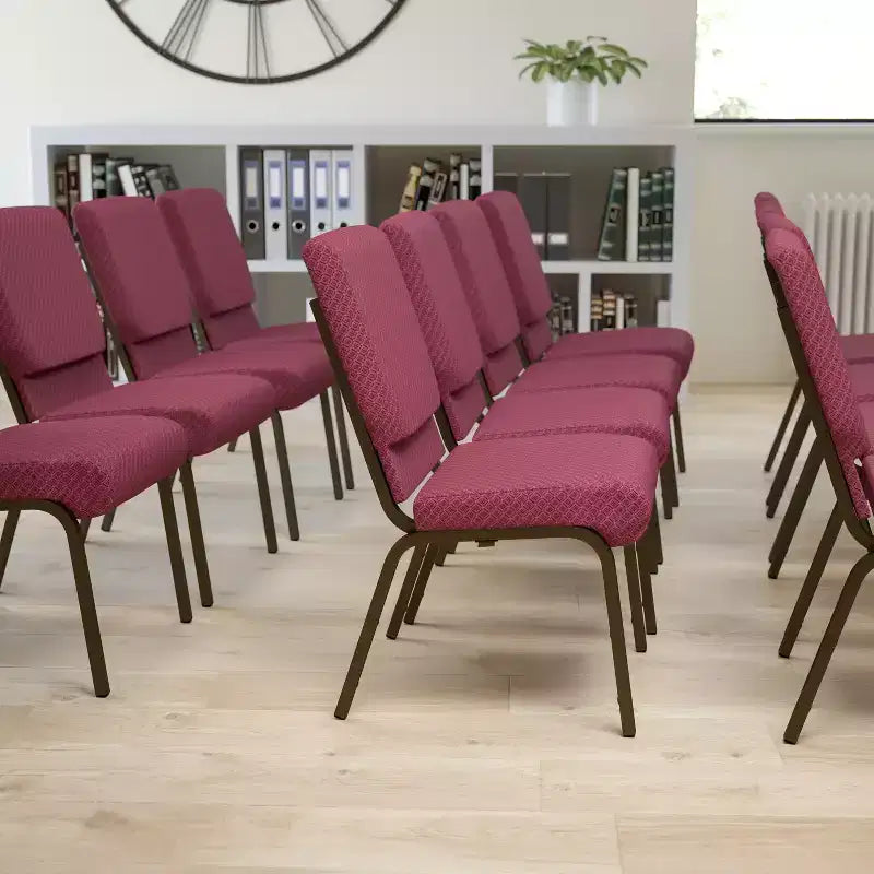 Chaise empilable Emma et Oliver 18,5W pour église/réception