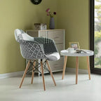Fauteuil tapissé style moderne du milieu du siècle Fabulaxe avec pieds en bois de hêtre