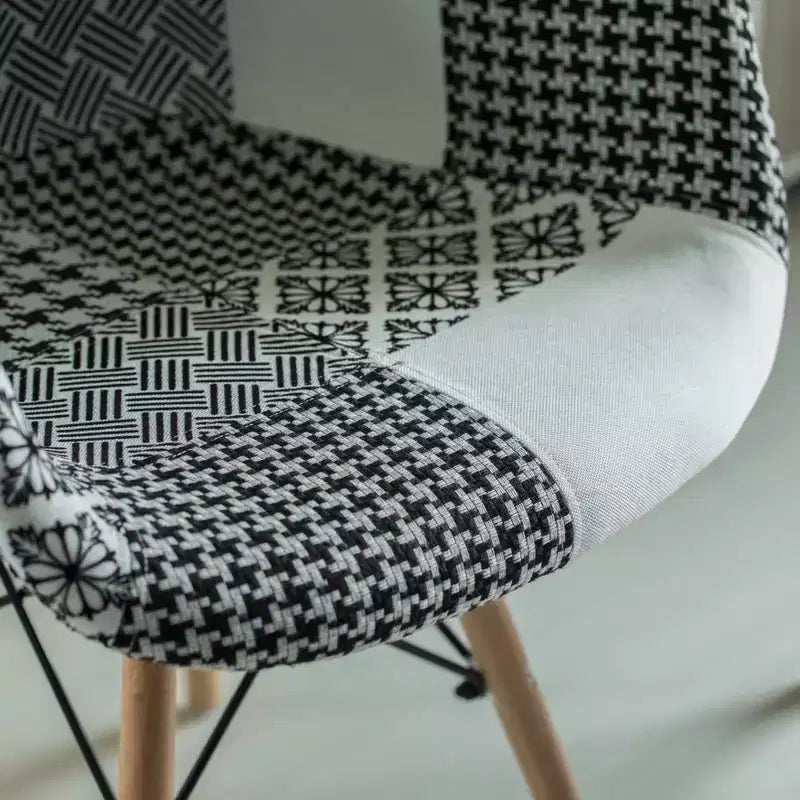 Fauteuil tapissé style moderne du milieu du siècle Fabulaxe avec pieds en bois de hêtre