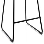 Chaise de bar capitonnée en velours Elama, lot de 2, bleue avec pieds en métal