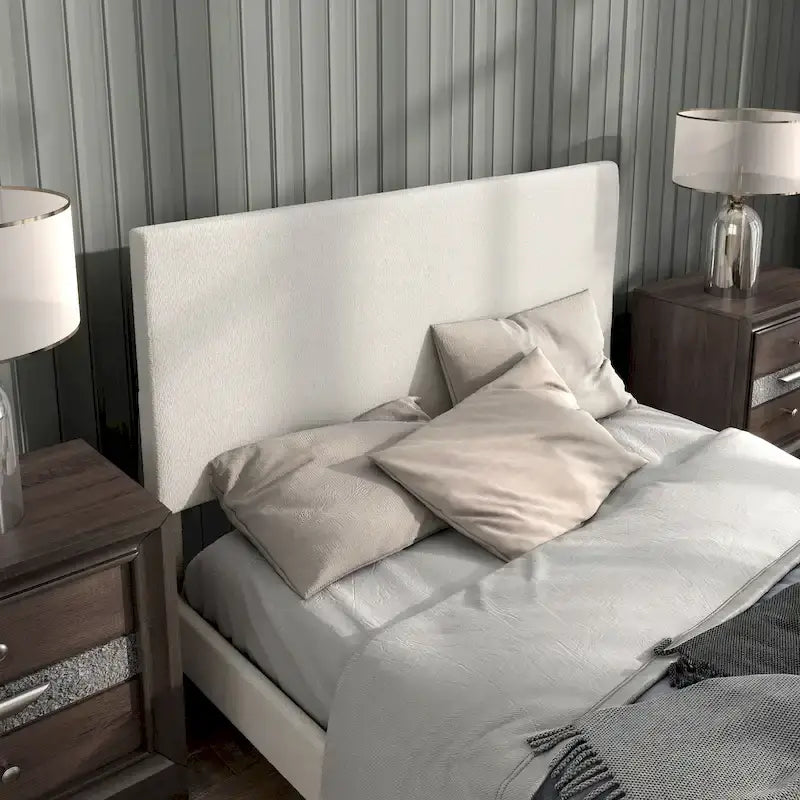 Lit plateforme queen-size réglable en bouclette blanche moderne