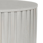 Table d'appoint ronde – En manguier massif sculpté cannelé, fabriquée à la main