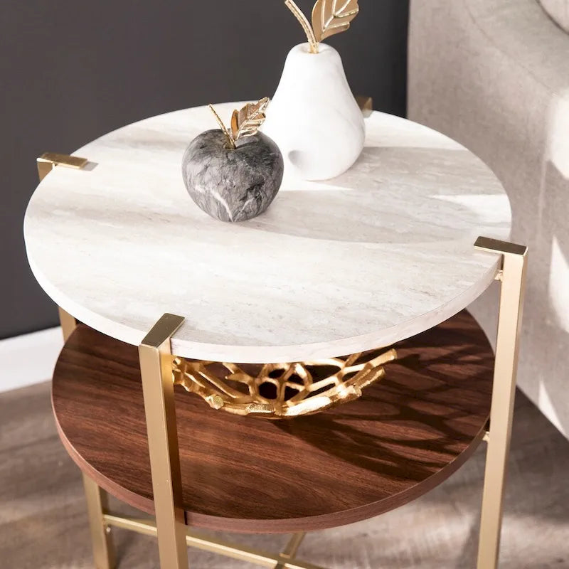 Table d'appoint ronde moderne Aldea – Dessus en faux marbre et étagère en bois